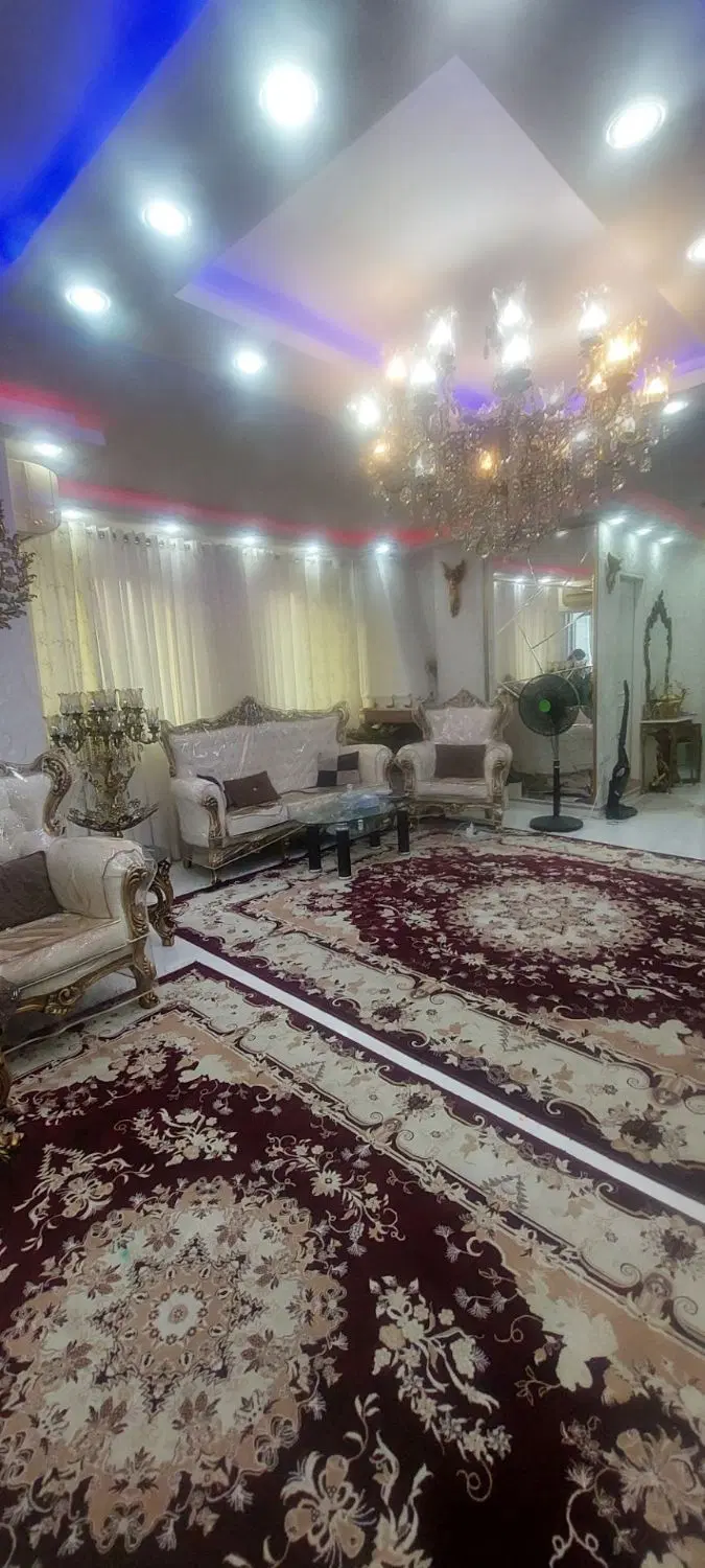 دو خواب مسکونی ، ۱۰۷ متر ،بلوار ۸ دی (عابدی)