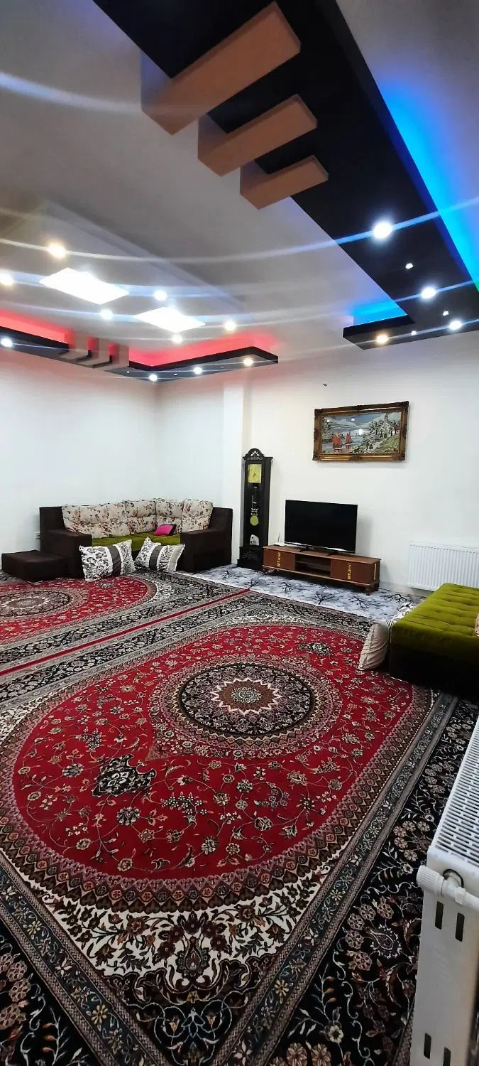 ویلایی ۲۳۰ متر نوساز سازه بتنی