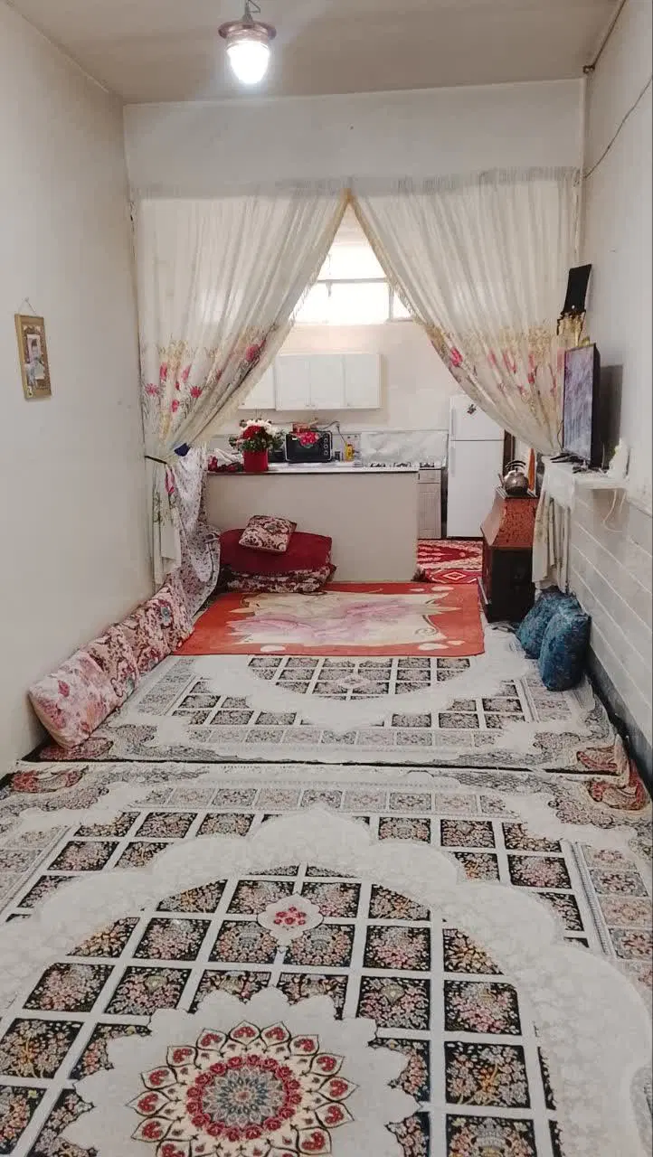 اجاره زیر زمین با نورگیری مناسب