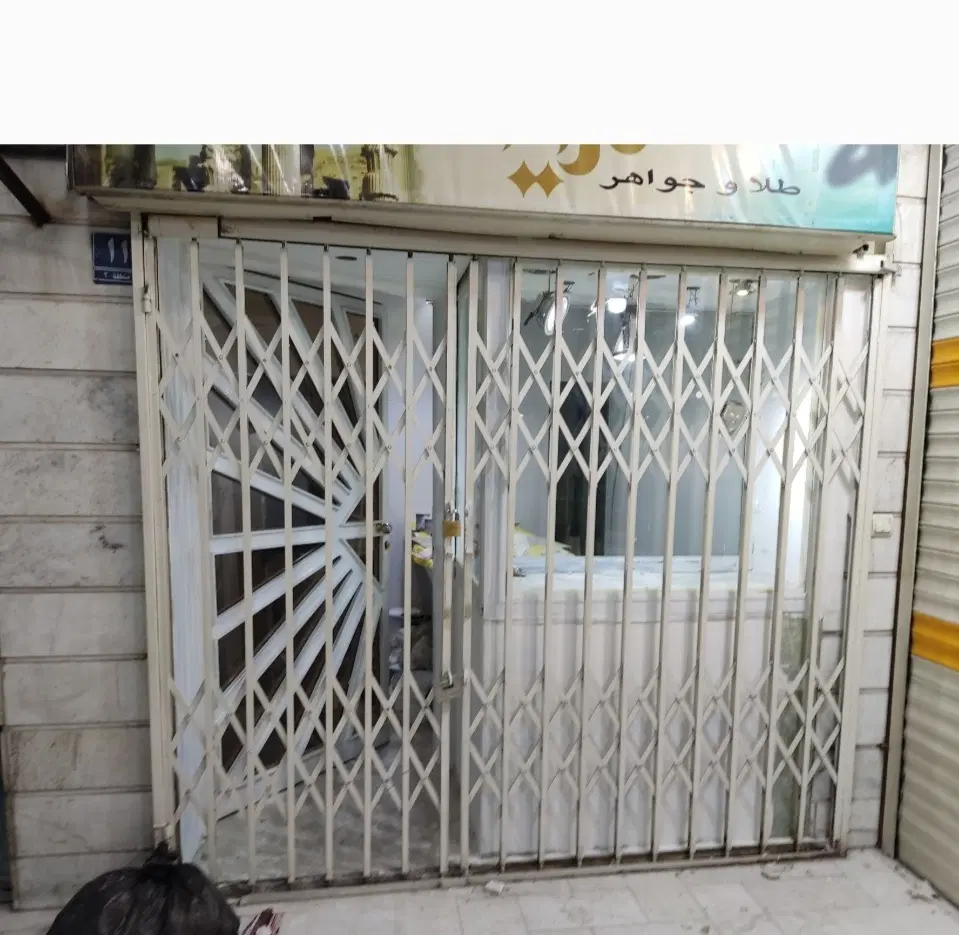 اجاره 15متر مغازه جهت صنف طلا و سکه ،در شهرک غرب