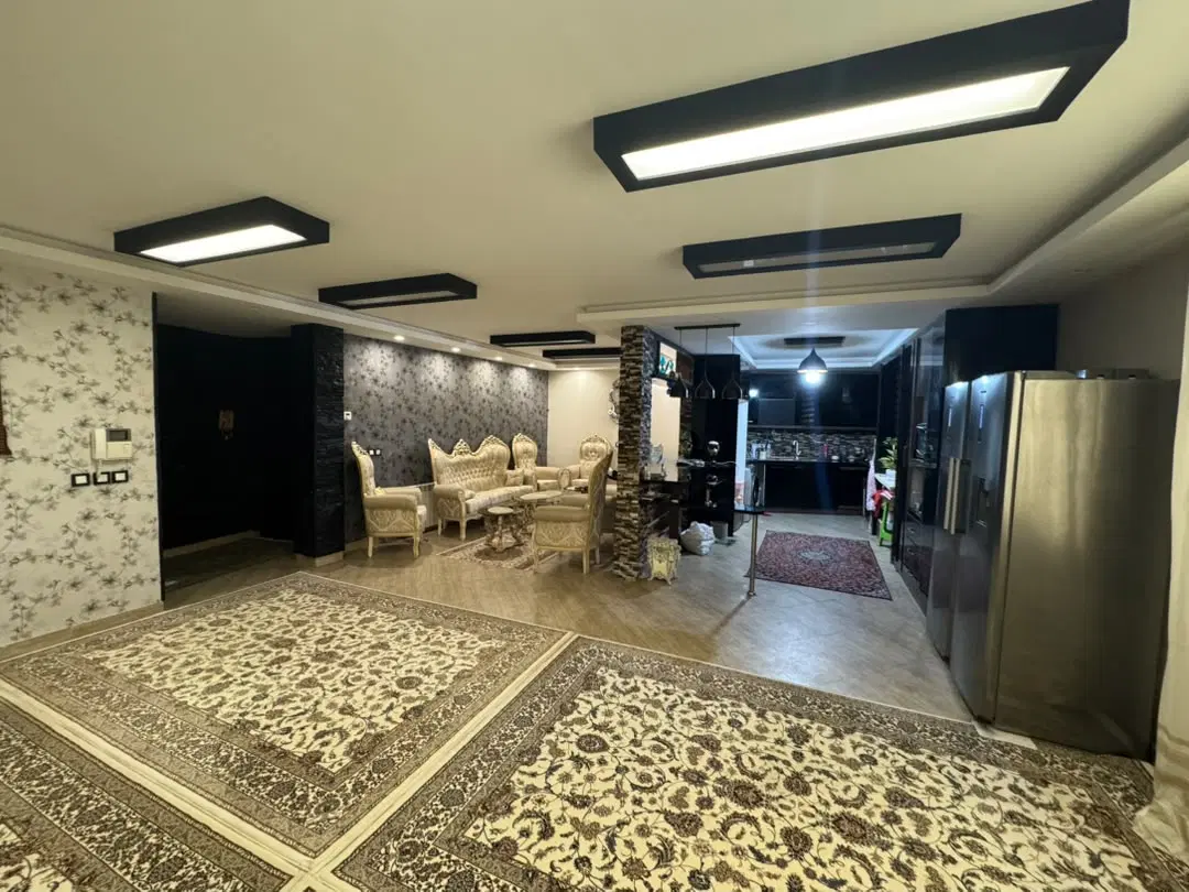 آپارتمان  ۱۳۰متری فردوسی شمالی