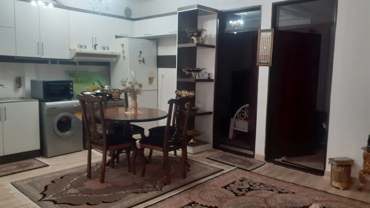 خانه ویلایی دوطبقه در کارشناسان