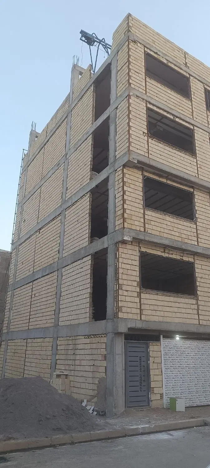فروش یک واحد آپارتمان