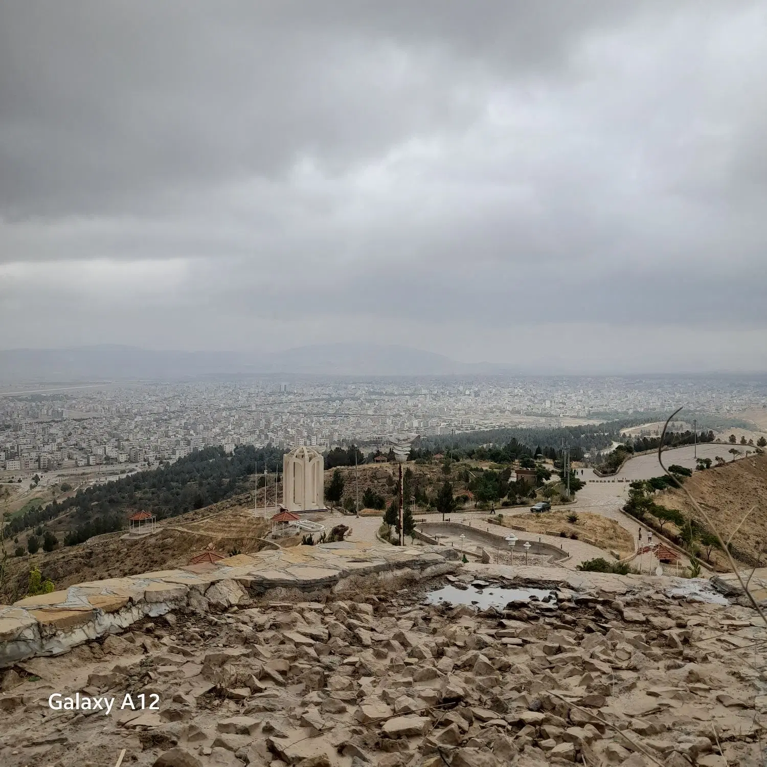 منزل کلنگی غیرقابل سکونت