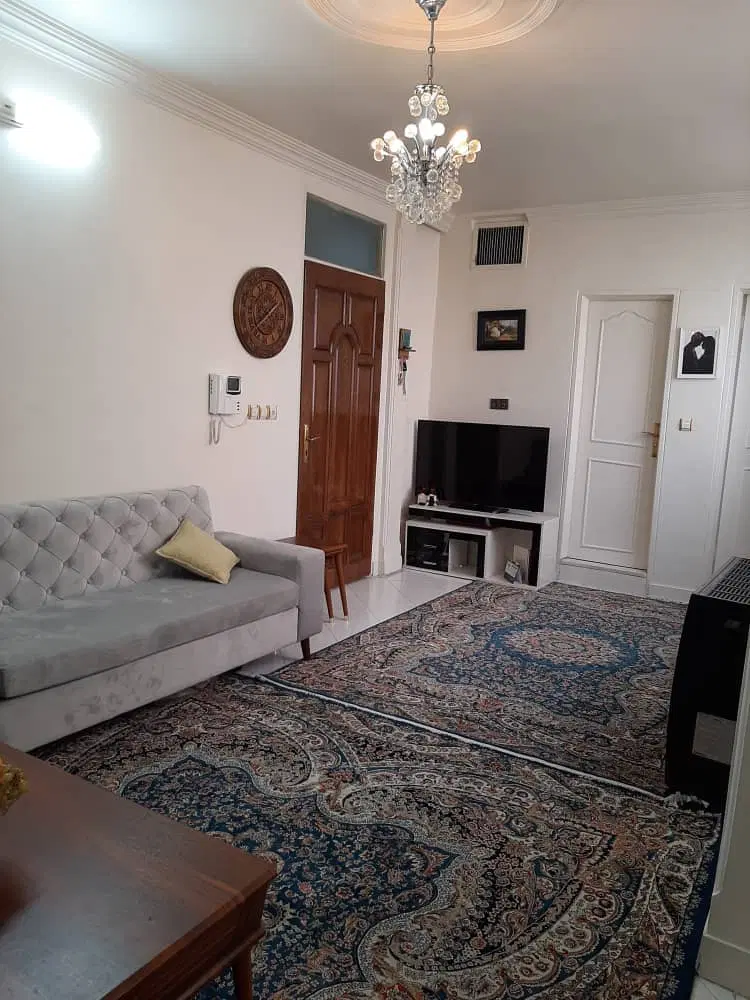۴۸ متری خوش نقشه با پارکینگ