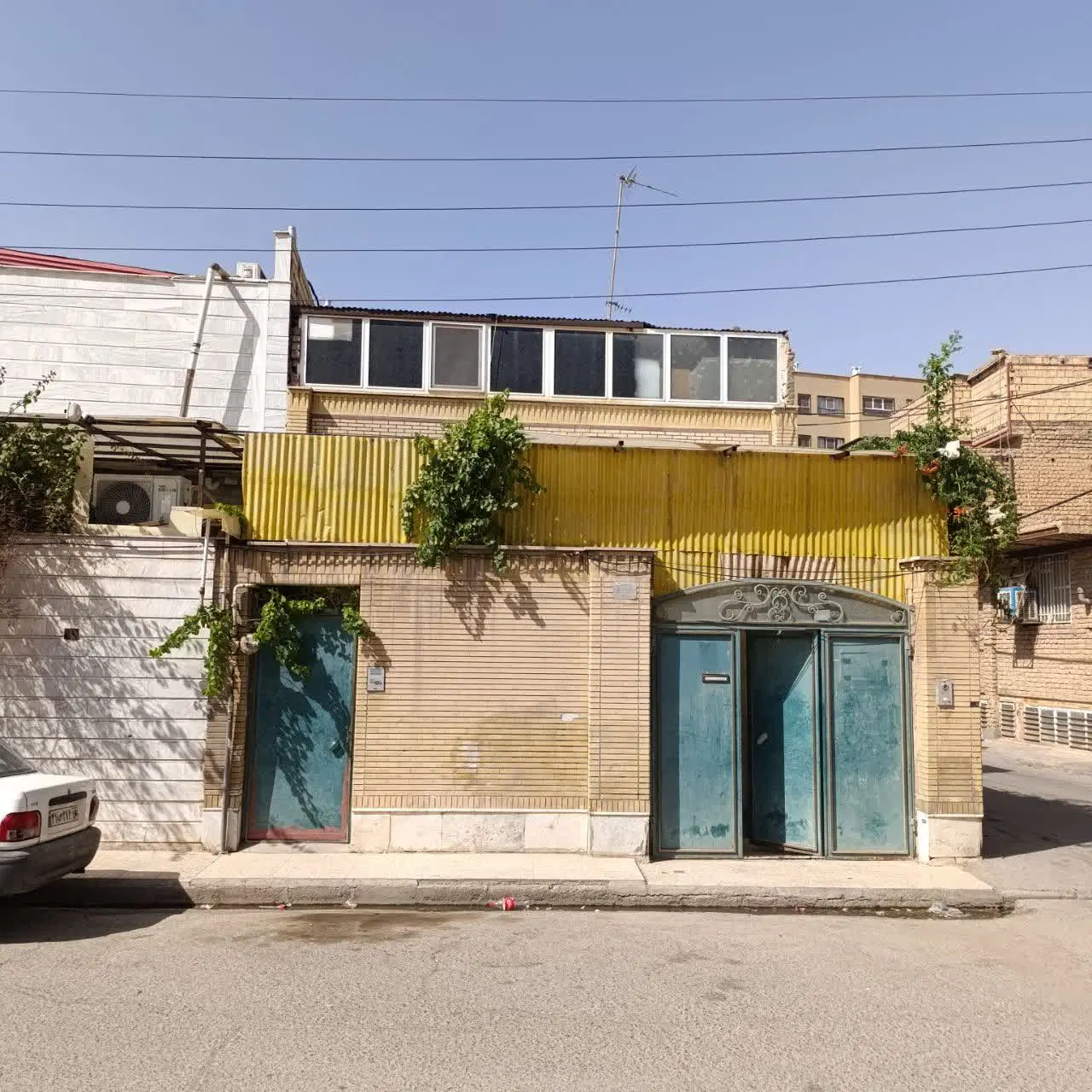زیرزمین دو خواب کاملا مستقل