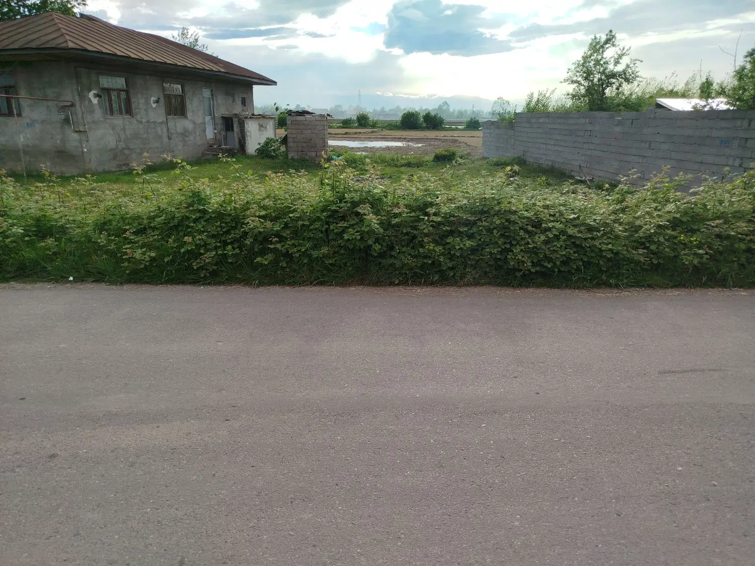 فرصت مناسب برای خرید زمین مسکونی 350متری