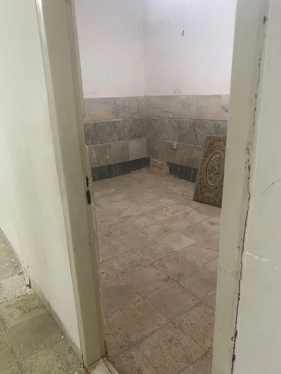 زیرزمین بر خیابان مناسب انبار یا تولیدی