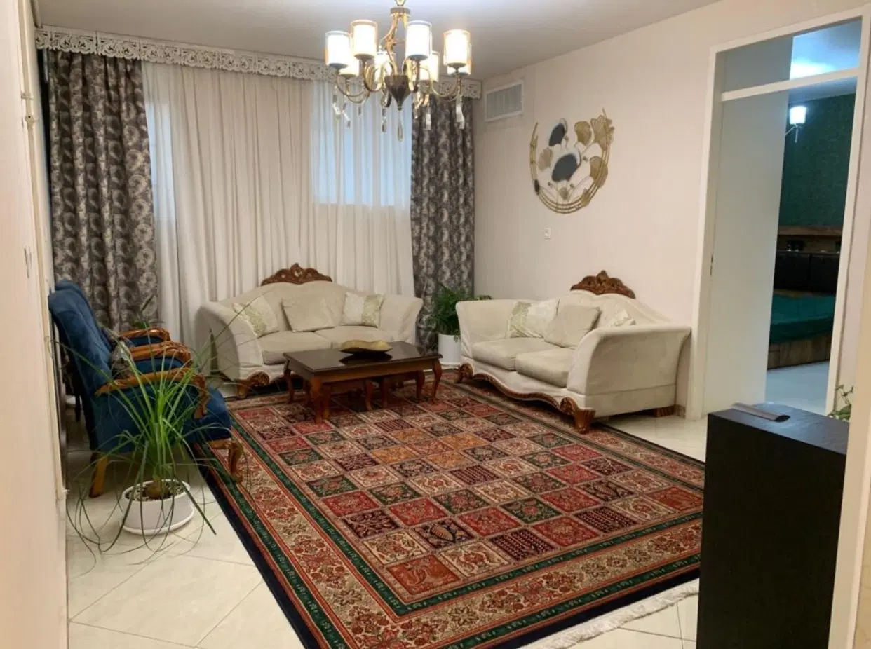 ۷۶ متری طبقه دوم خیابان آزادی