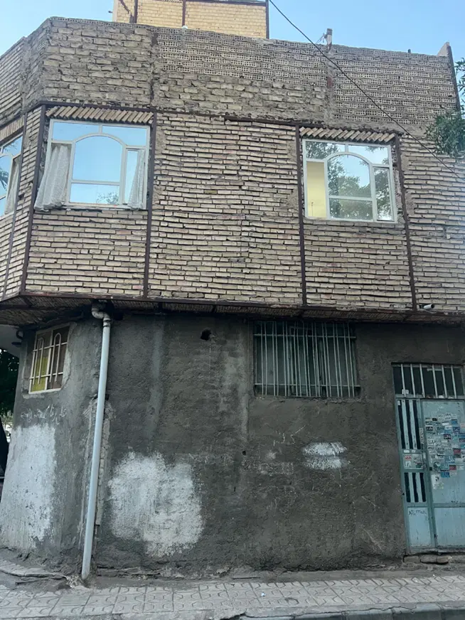 فروش فوری خانه ویلایی انقلاب ثامن