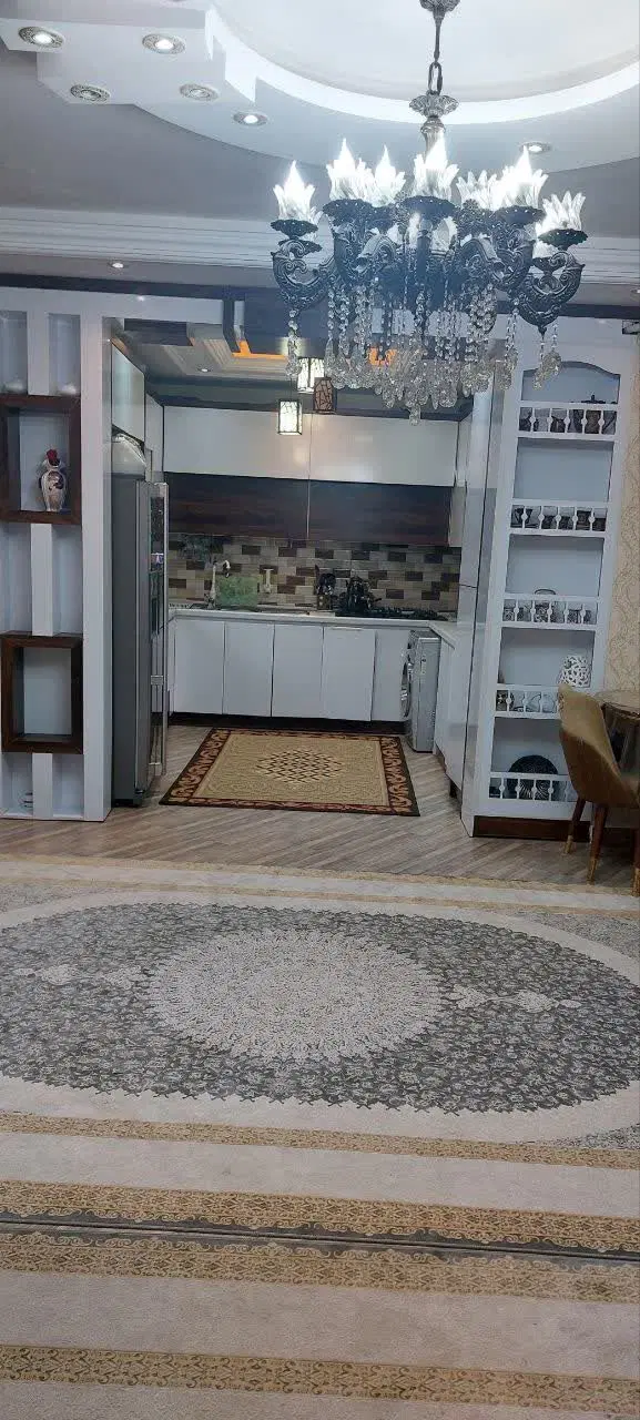 آپارتمان_ خیابان معلم
