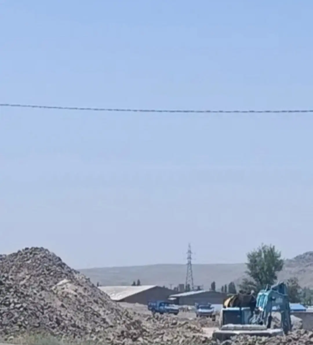 زمین در خیابان ۱۴ متری شهرک قیطریه