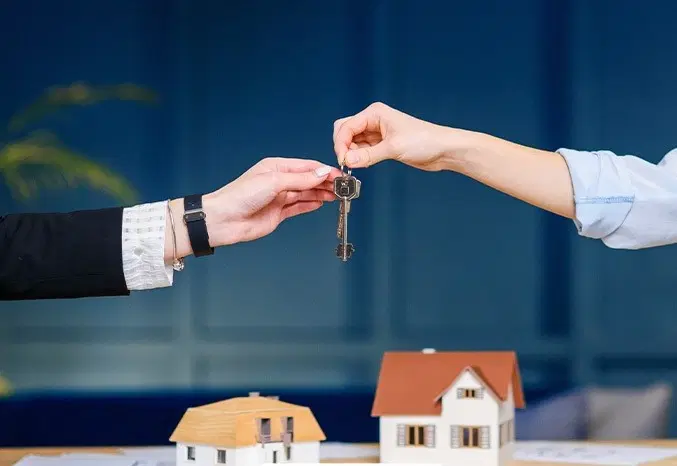 ملک تجاری در انتهای محسنی