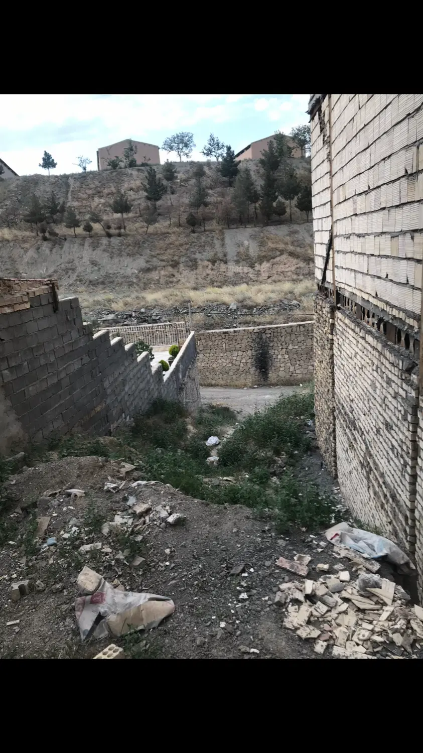 زمین ابرده