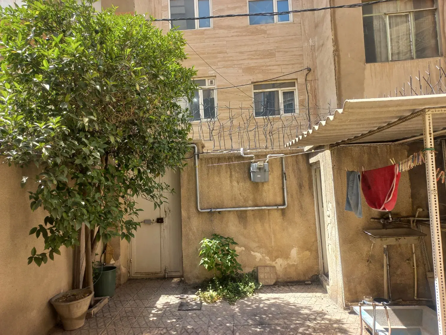 ساختمان ویلایی ۸۸ متر بر ۵_۵ با قابلت ساخت (املاک)