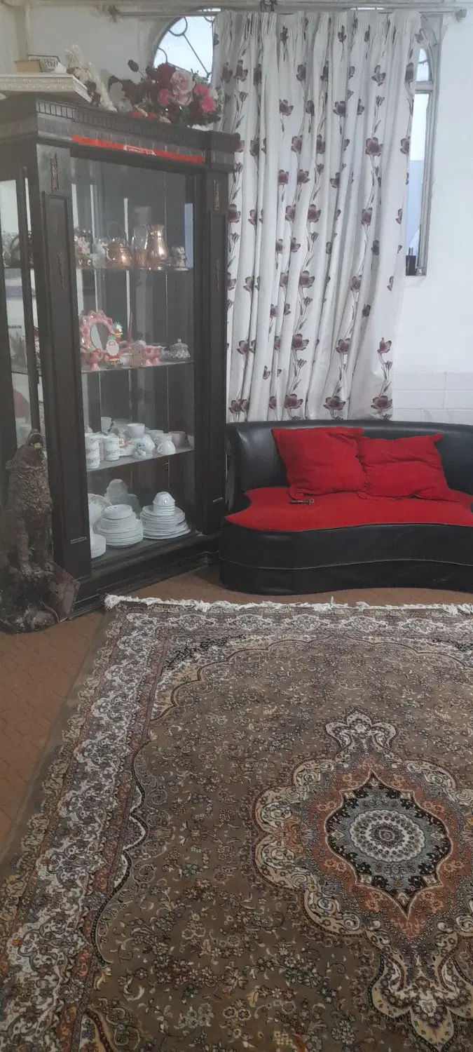 باسلام خدمت دوستان منزل یکخواب ۸۰ متری