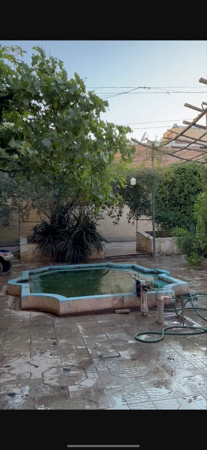خانه کلنگی