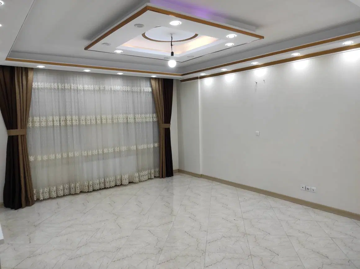 آپارتمان ۱۰۲ متری فول امکانات ۲ خواب غرق نور