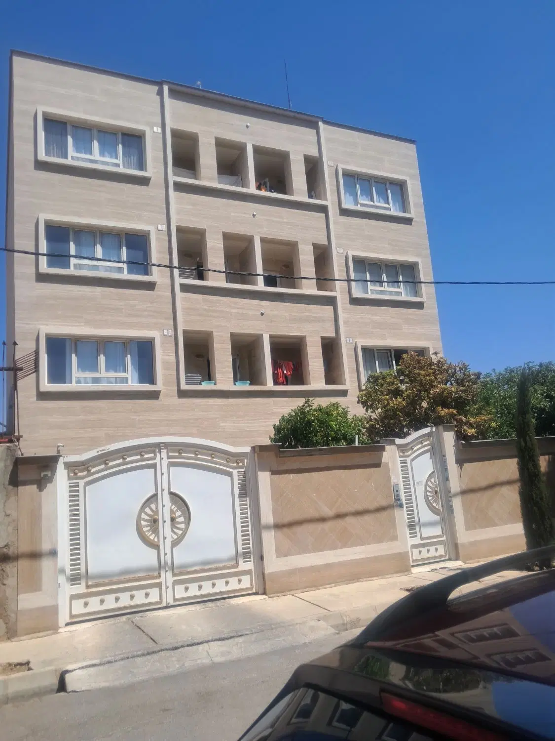 رهن آپارتمان دوخوابه  بلواررازی