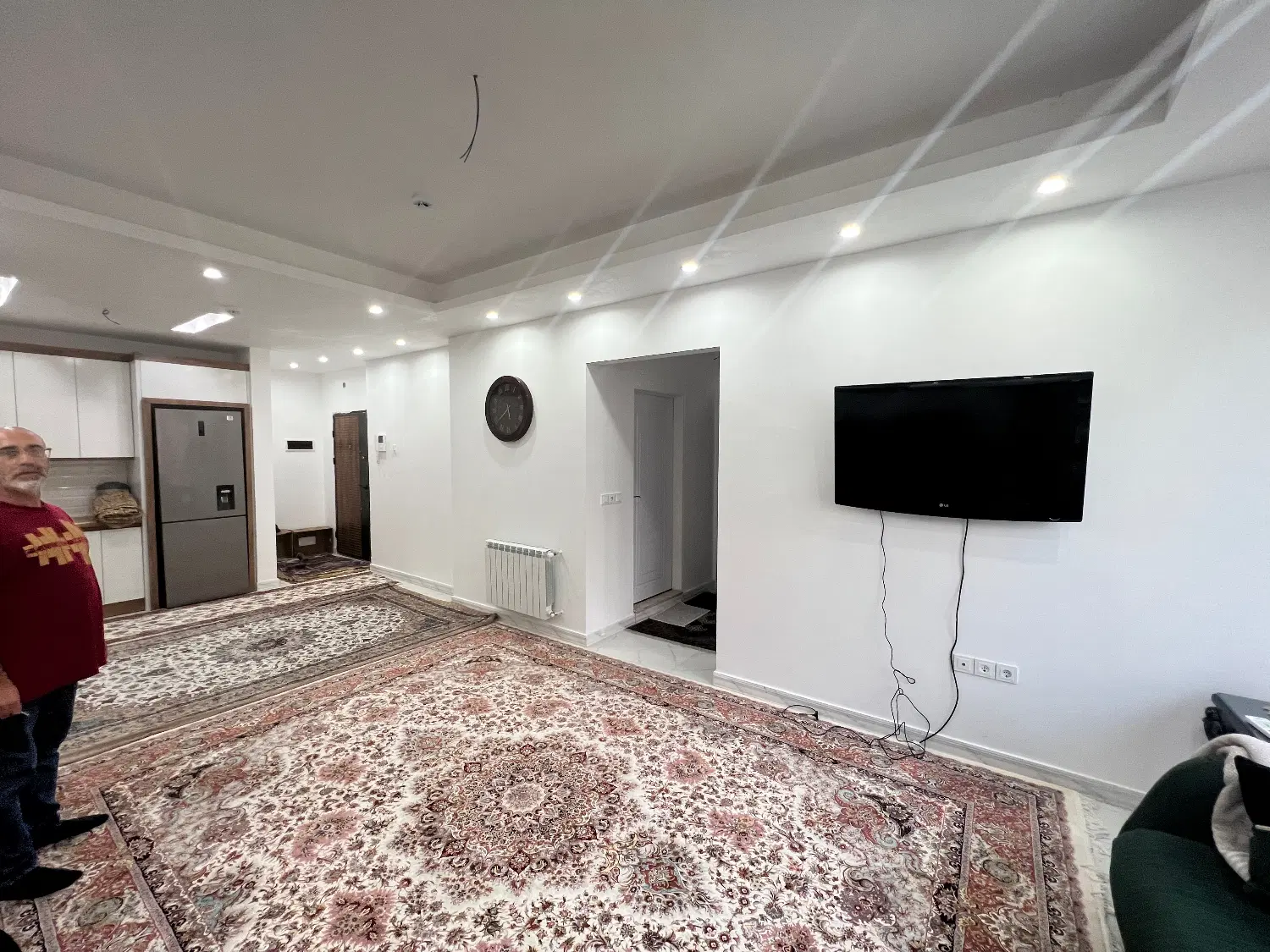 واحد ۸۰ متری نوساز ۹۲۰۰ املاک نرسی سبزواری