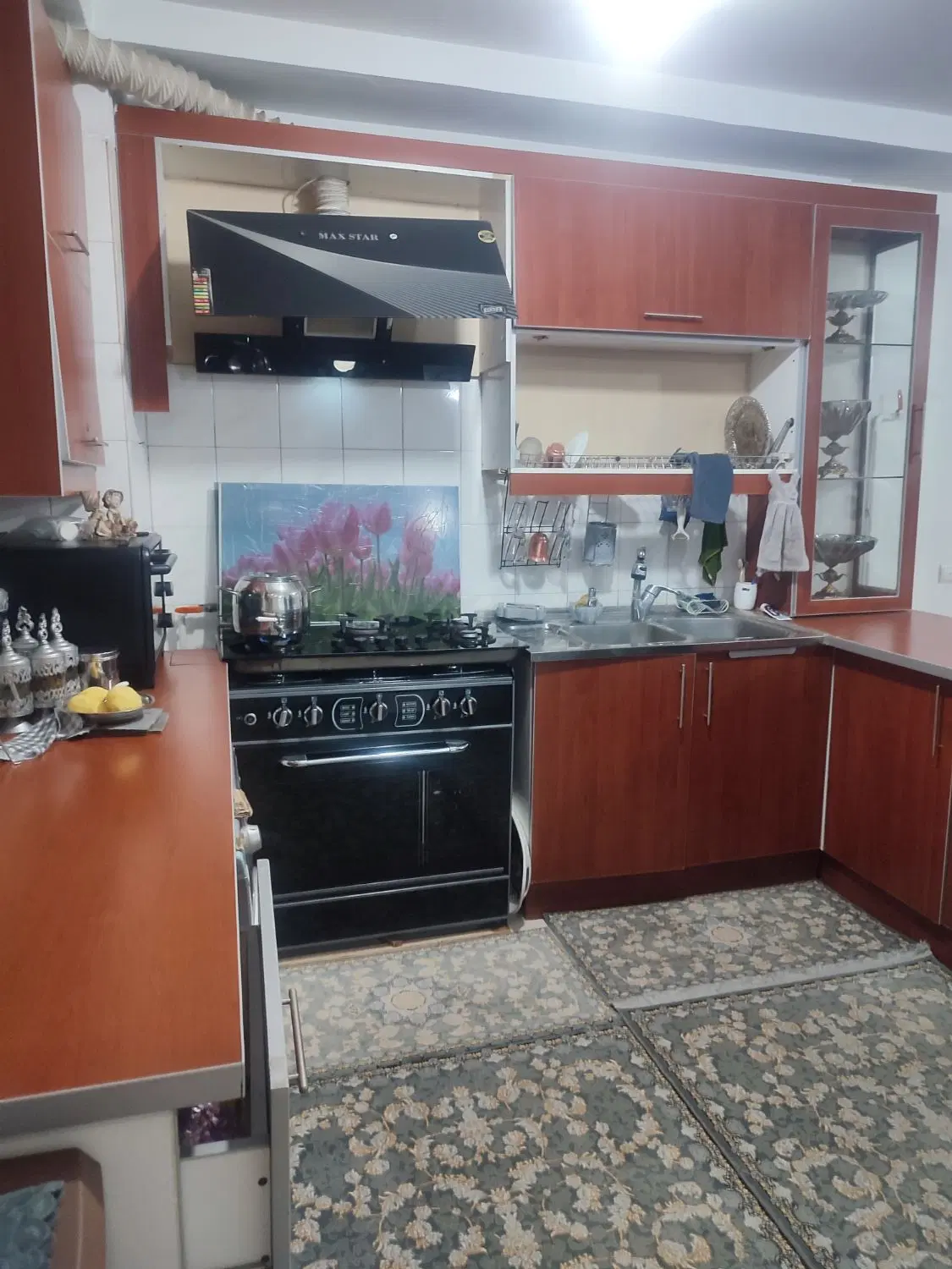 آپارتمان ۹۰ متری پارکینگ اختصاصی
