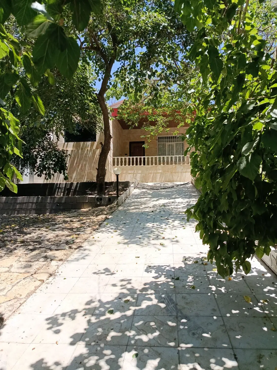 باغ ویلا استخر دار اقتصادی در نغندر