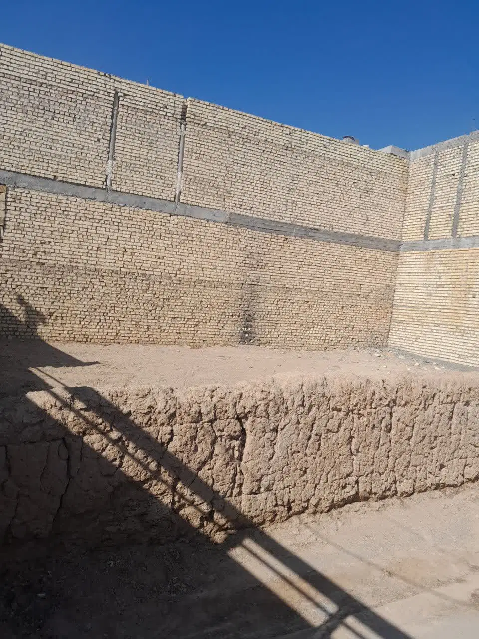 یه پلاک زمین