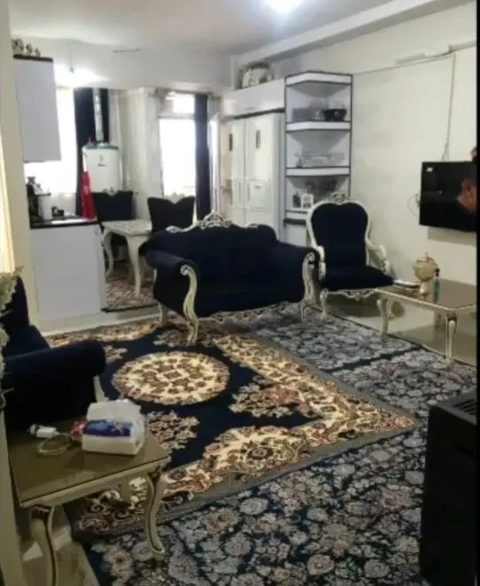 ۷۵متری خیابان ایثارگران