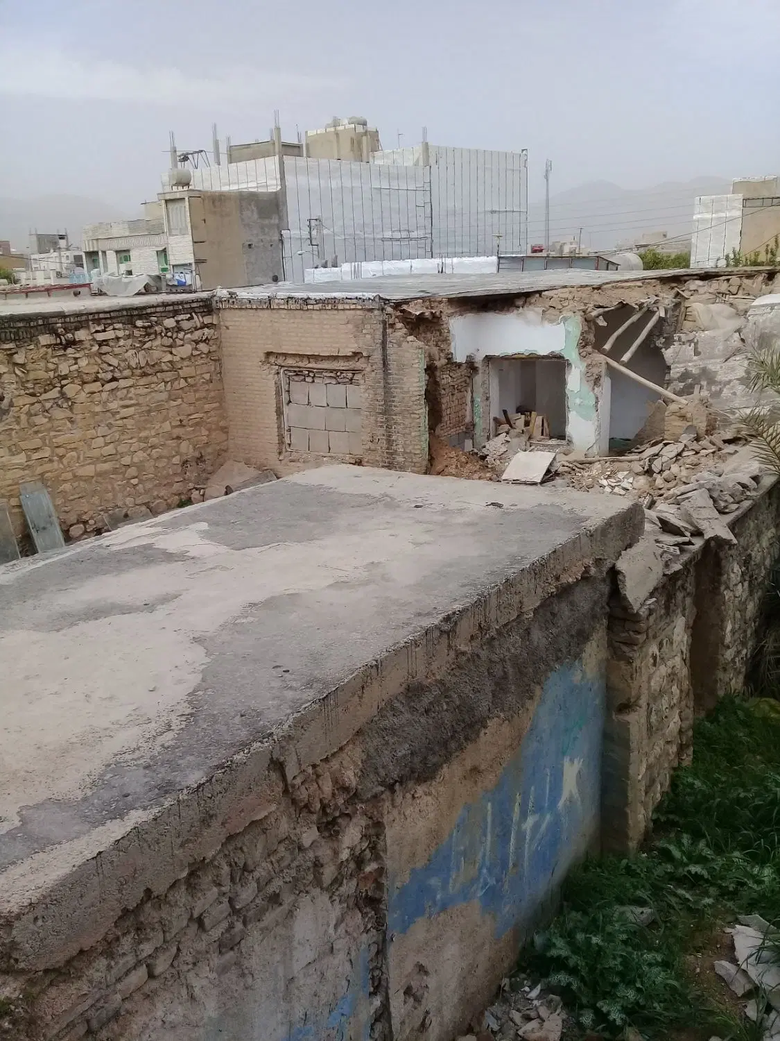 فروش زمین مسکونی  پشت گاراژ محمدی