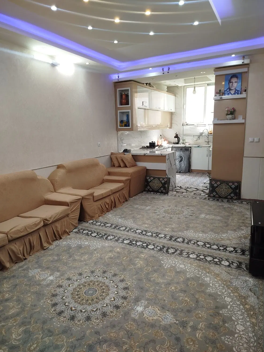 منزل دوطبقه