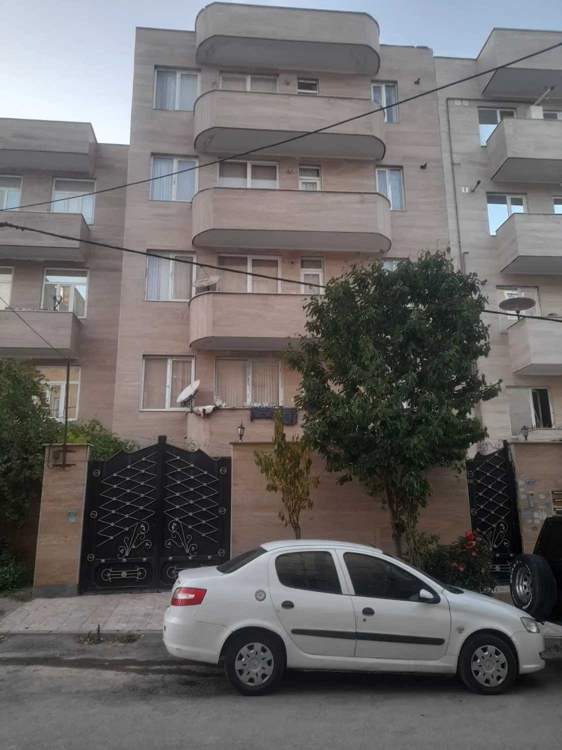 فروش واحد ۱۰۵ متری شهرک کوثر
