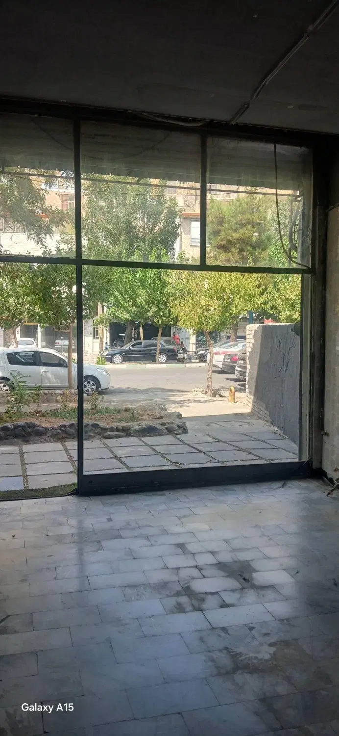 مغازه 26 متری بر خیابان چالوس