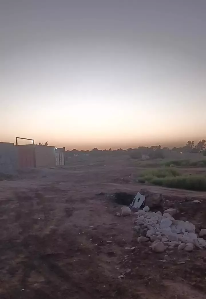 زمین ۱۰۰۰متری