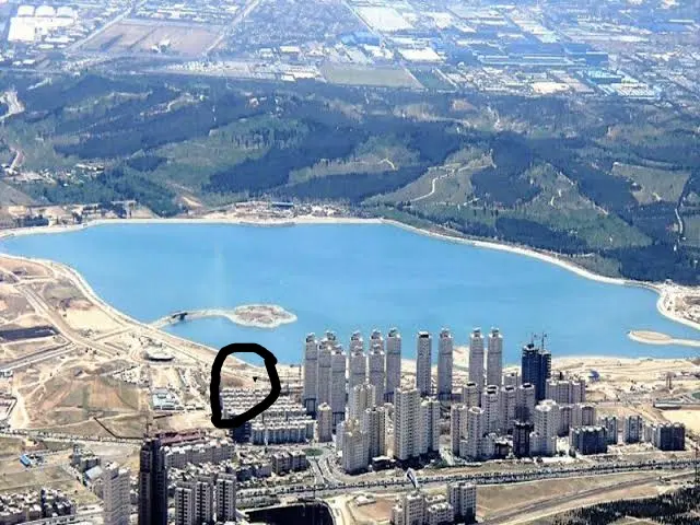 ۲۰۰ متر برج اداری مسکونی تجاری