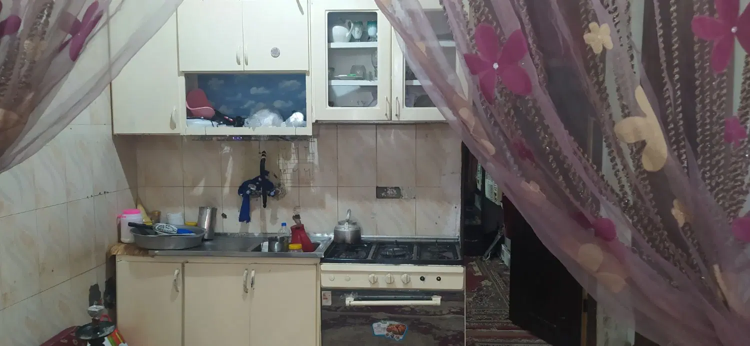 منزل همکف حیاط مستقل پارکینگ