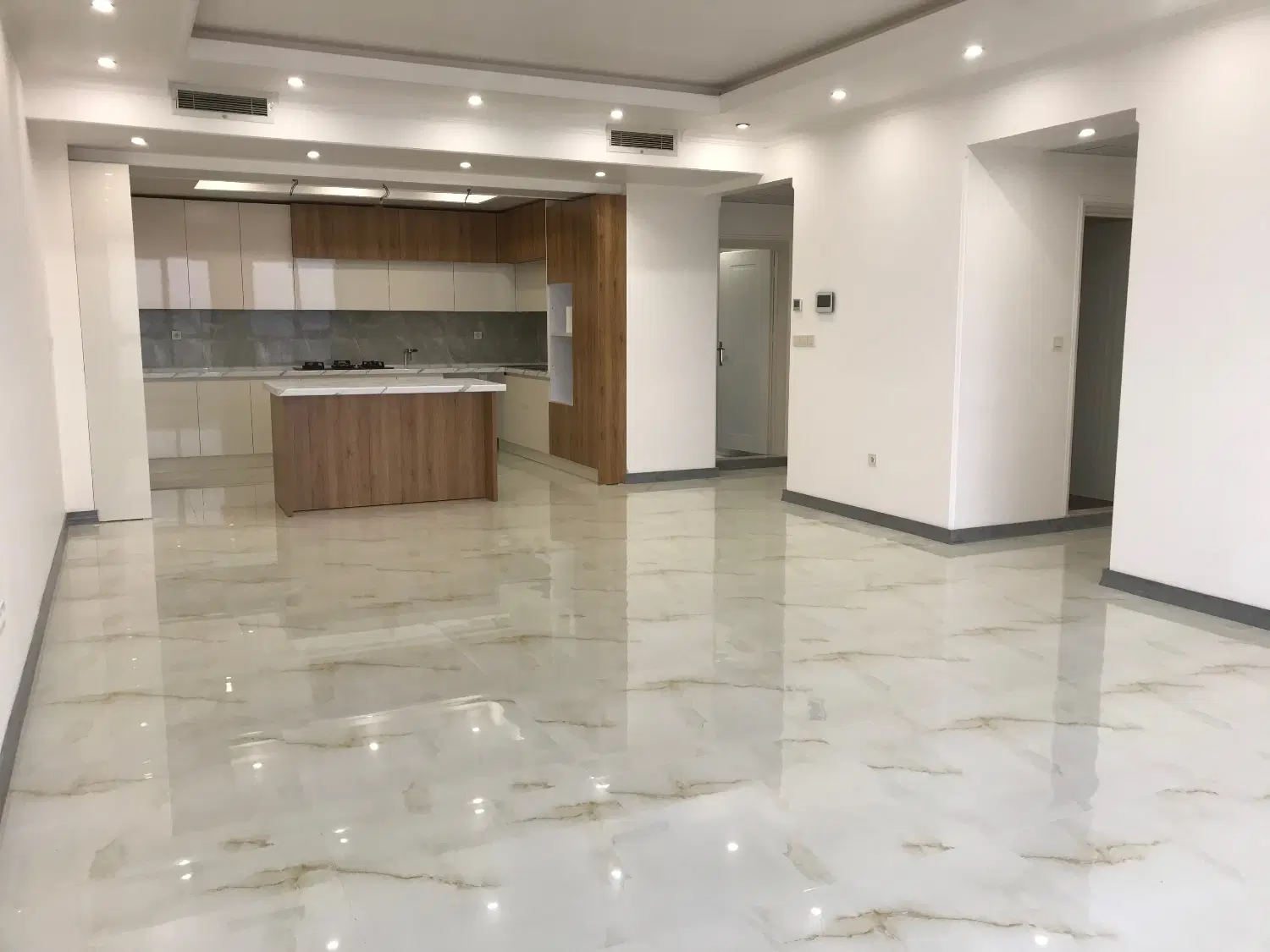 آپارتمان ارگ ۲ در زعفرانیه