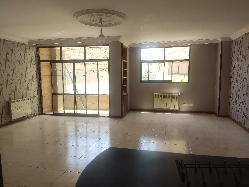 اجاره ۲ خوابه ۱۳۰ متری در خانه اصفهان