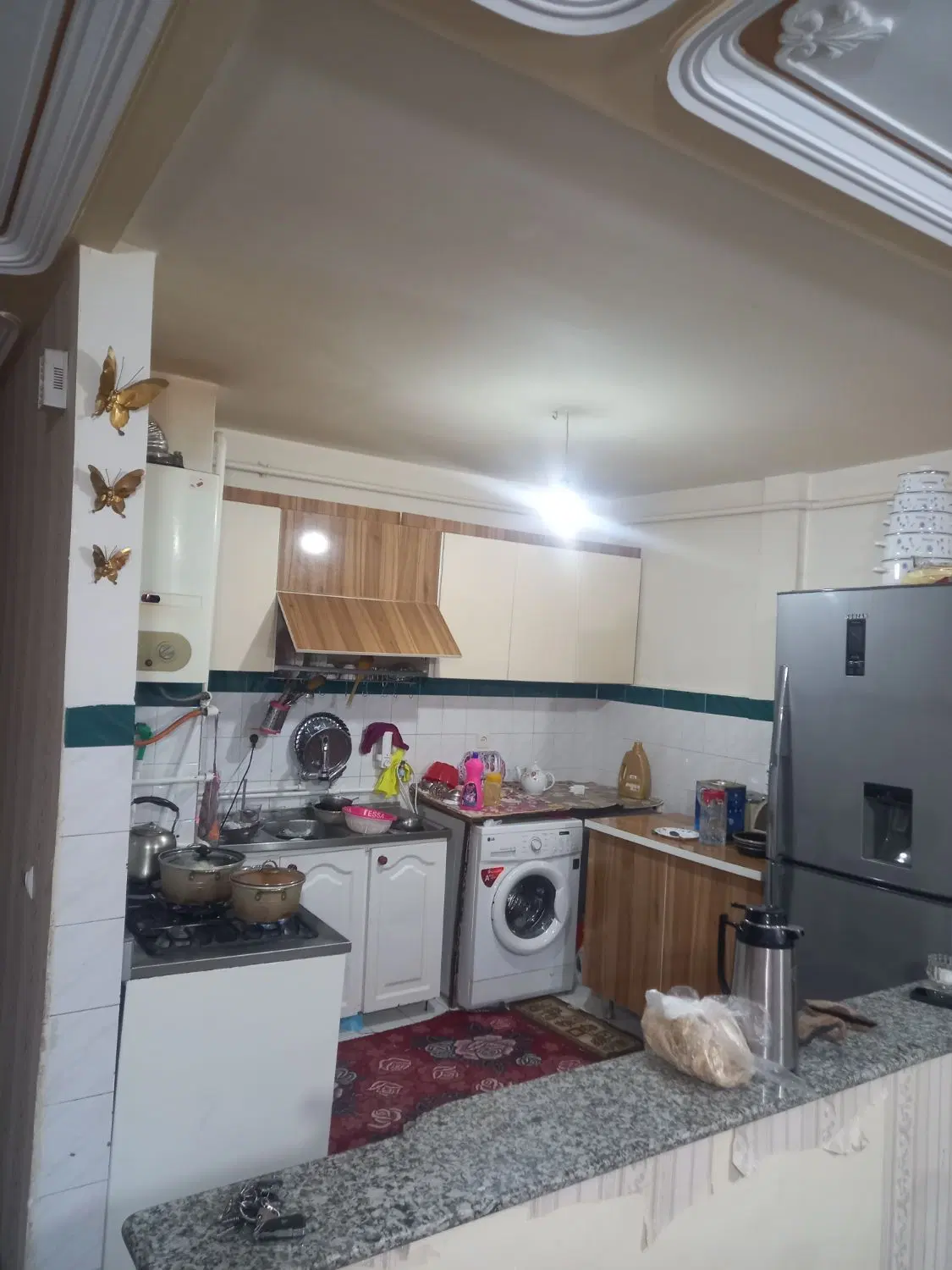 اپارتمان در شهرک ارم