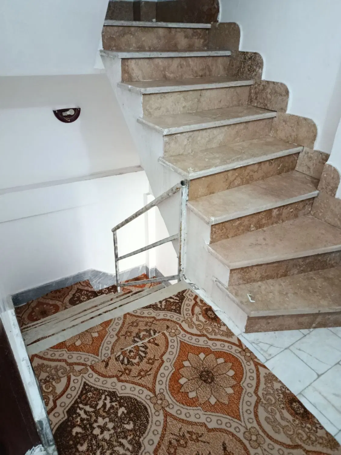 خانه ۸۰ متری در گلها