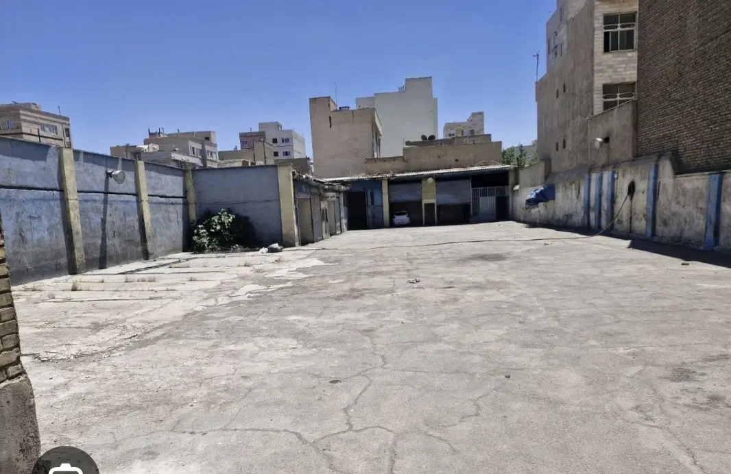 مغازه داخل گاراژ ۳۰متری و ۶۰ متری