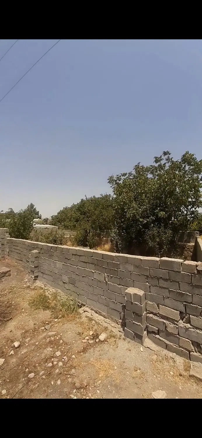 زمین ۲۲۳ متر خور