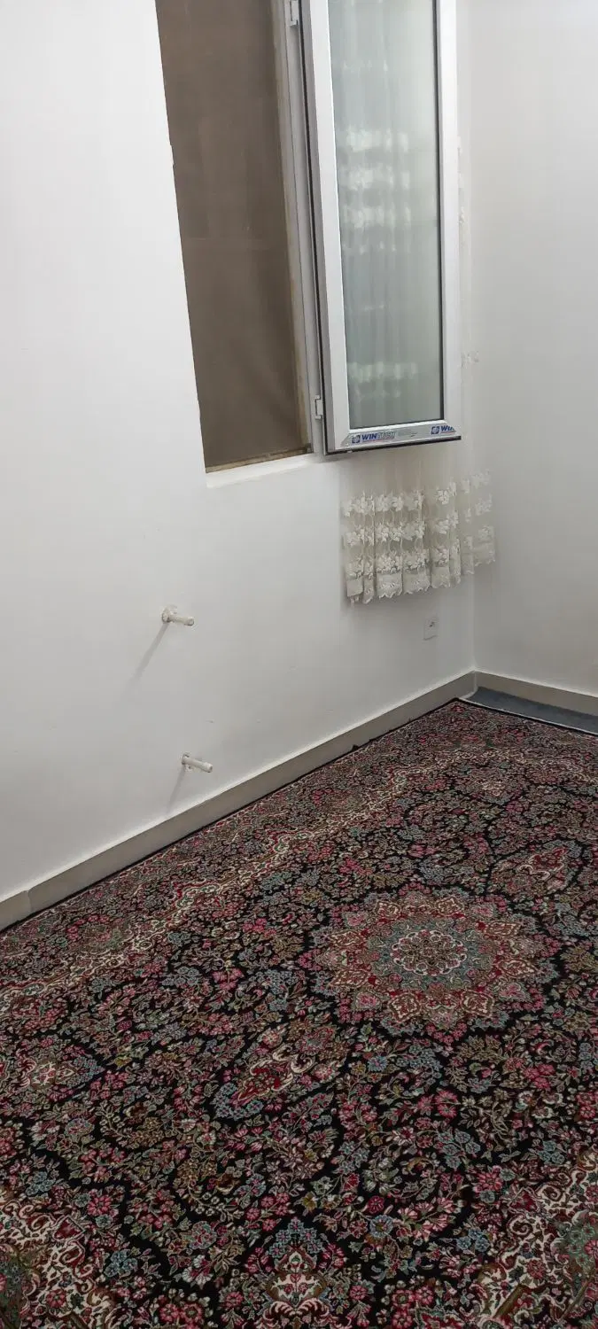فروش آپارتمان۸۲ متری شهرک شقایق