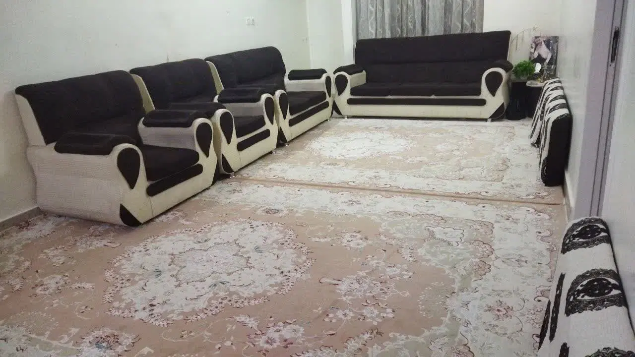 یه باب منزل طبقه ی اول