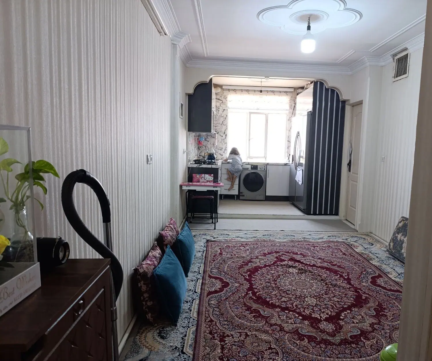 تک خواب ۵۲ متری مرتب و تمیز ساختمان آرام