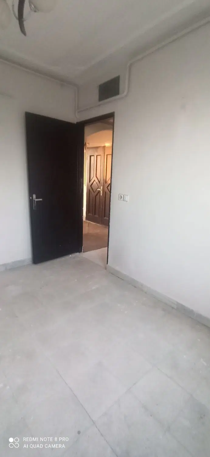 فروش یک واحد آپارتمان ، نورگیر فوق‌العاده .