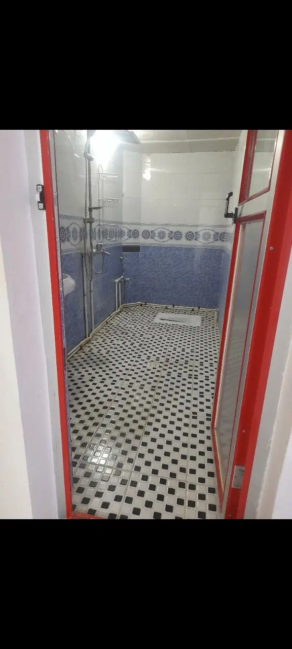 اجاره کارگاه خیابان دانشگاه
