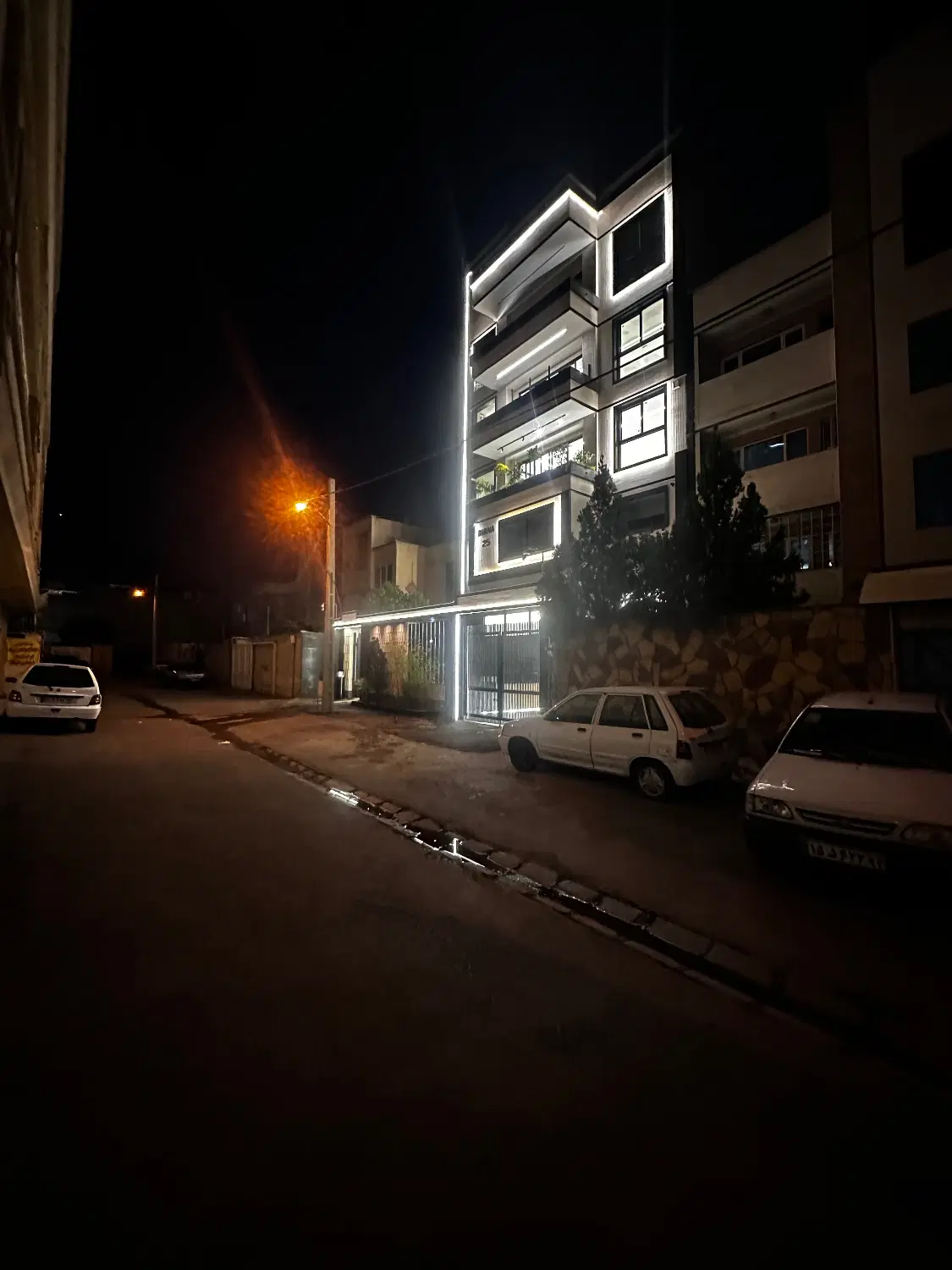 ۳خواب۲۰۰متری فوق لولس