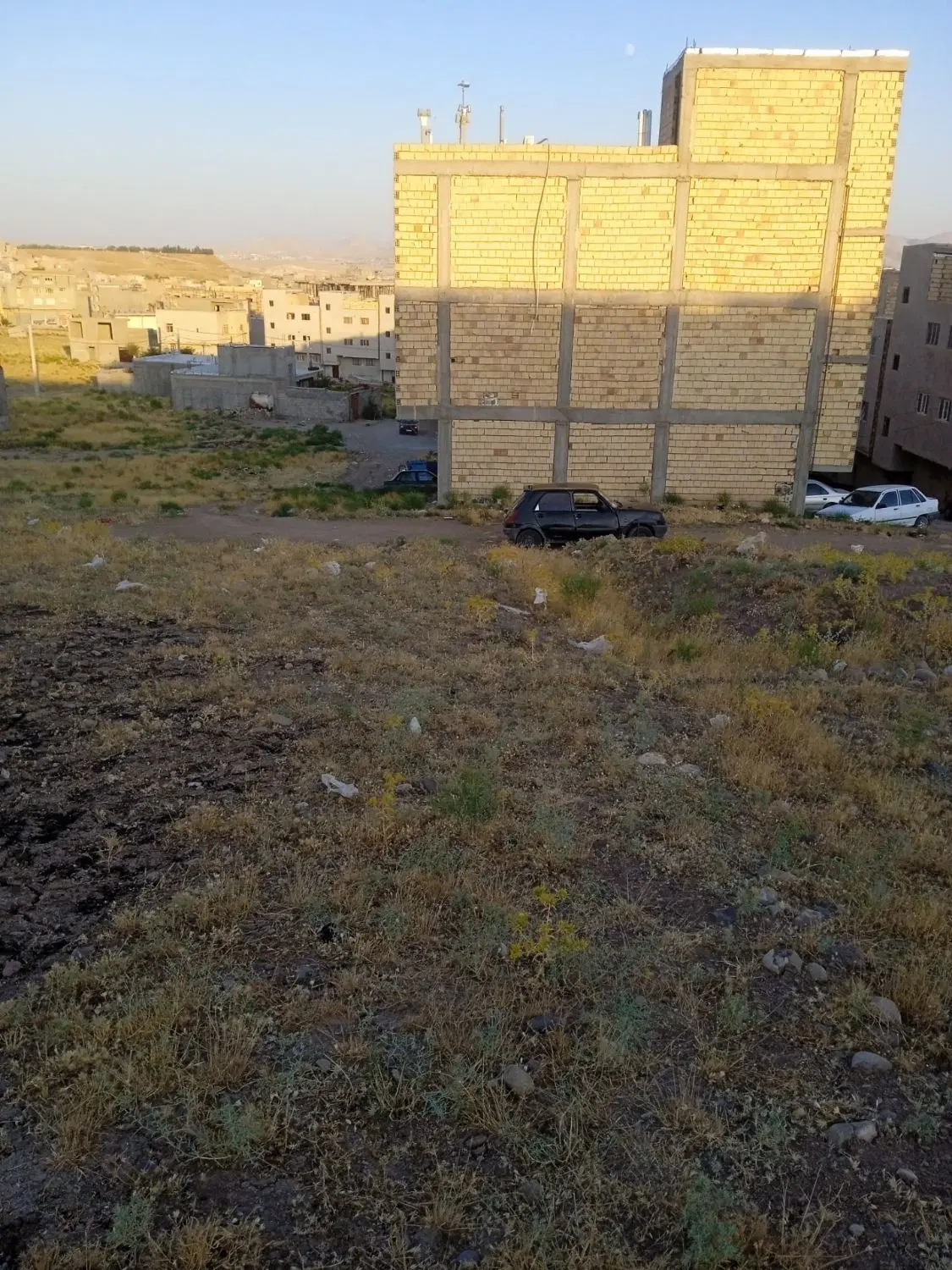 زمین ۱۰۸ متر در حاجی کرد