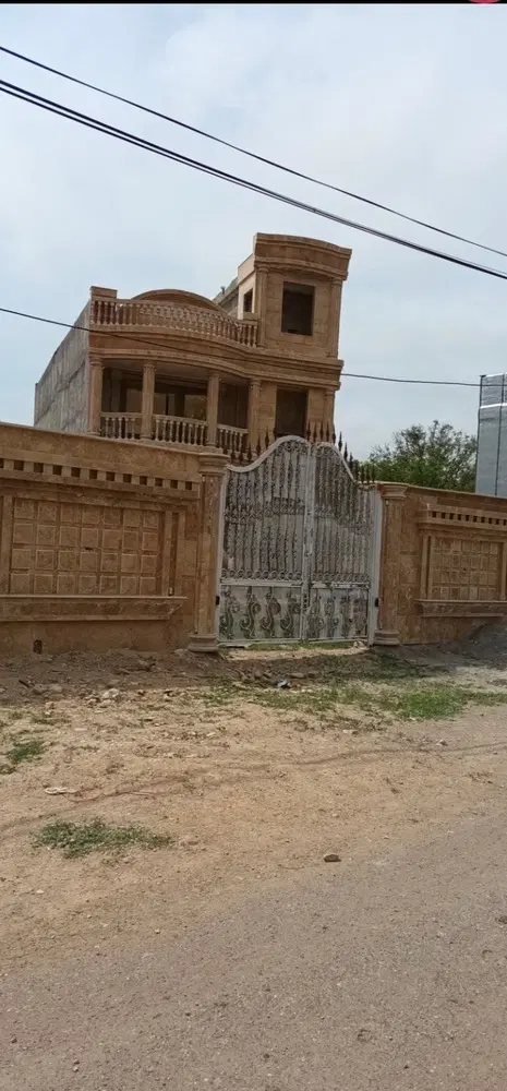 تکواحدی۱۴۰متری سه خواب کلیدنخورده طبقه دوم شش دانگ