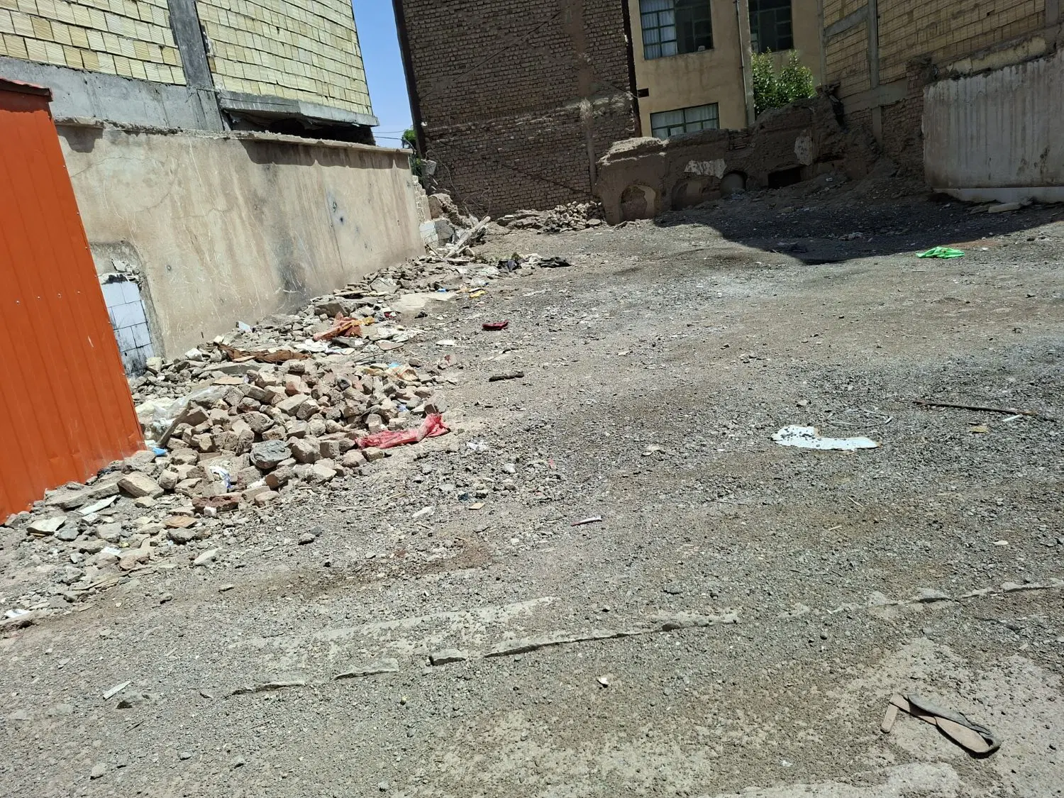 زمین وملک کلنگی